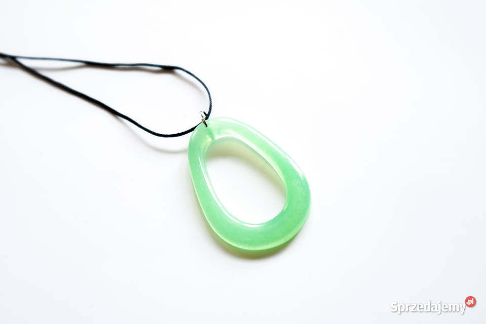 Duży owalny zielony wisiorek świecący w Warszawa