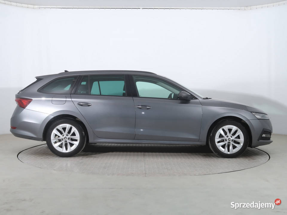 Skoda Octavia 20 TDI światła do jazdy dziennej Piaseczno