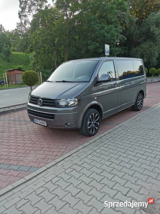 VW T5 LIFT CARAVELLE 20 TDI 2010 Lubatówka