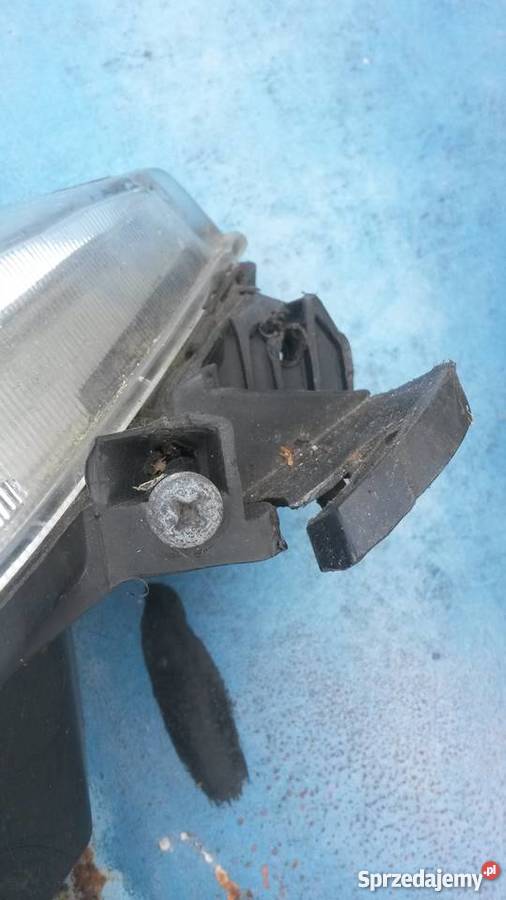 Lampy Reflektory Ford Escord 92r 18B czesci Biłgoraj
