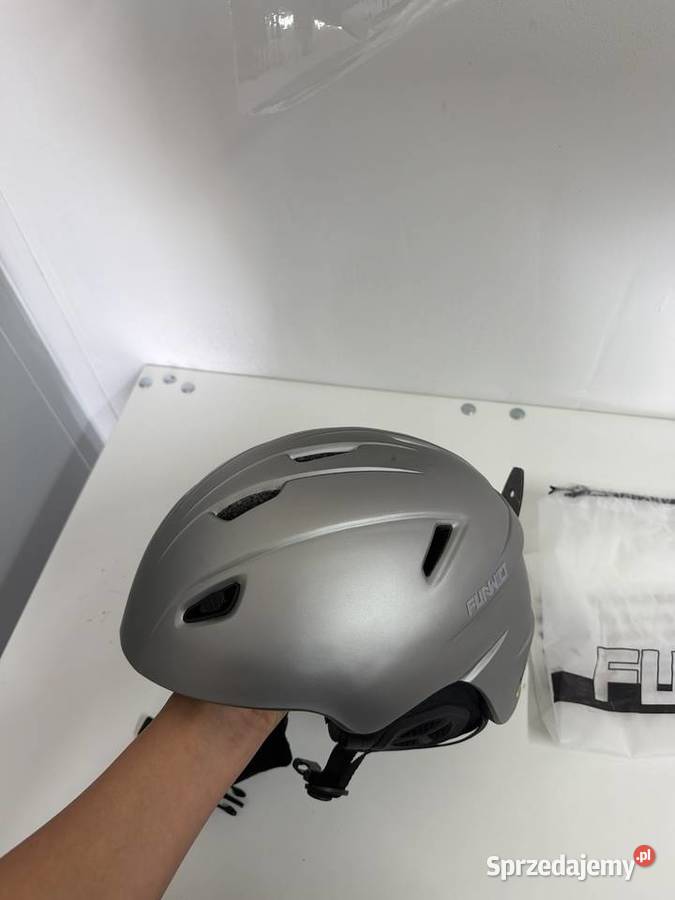 Kask narciarski mężczyzn i kobiet Głuchów Górny sprzedam