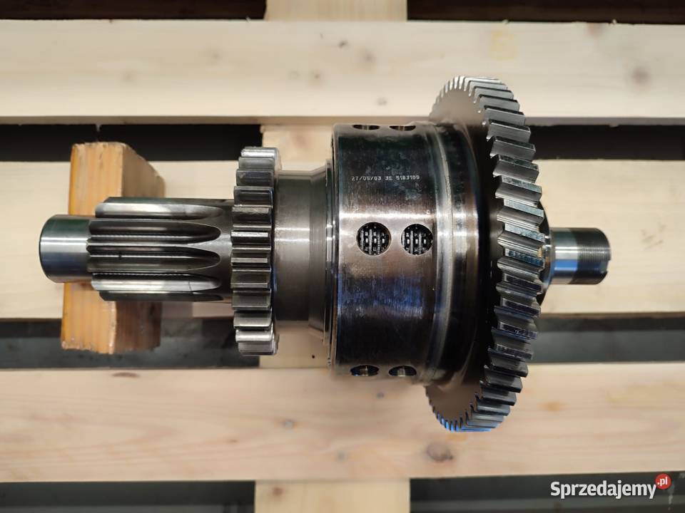 Kosz skrzyni biegów 5183128 Holland TM190 Pozostałe Wilkowo sprzedam