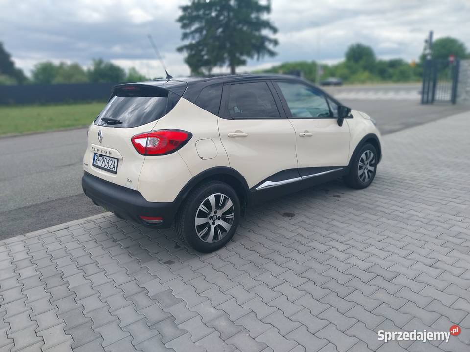 Renault Captur poj 12 benzyna 2016 Przemyśl