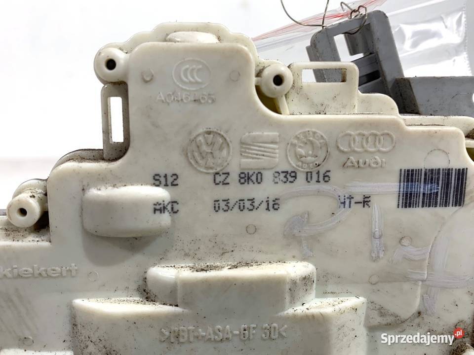 ZAMEK DRZWI PRAWY TYŁ AUDI A4 B8 Kombi 8K0839016 osobowe