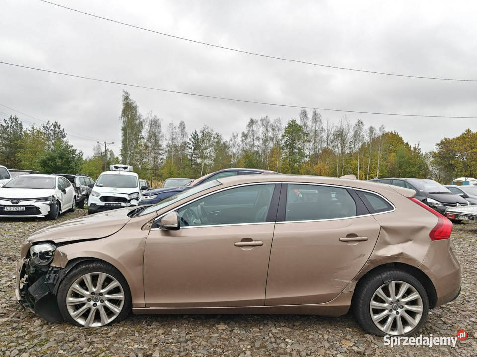 Volvo V40 II 2012 mazowieckie Karczew