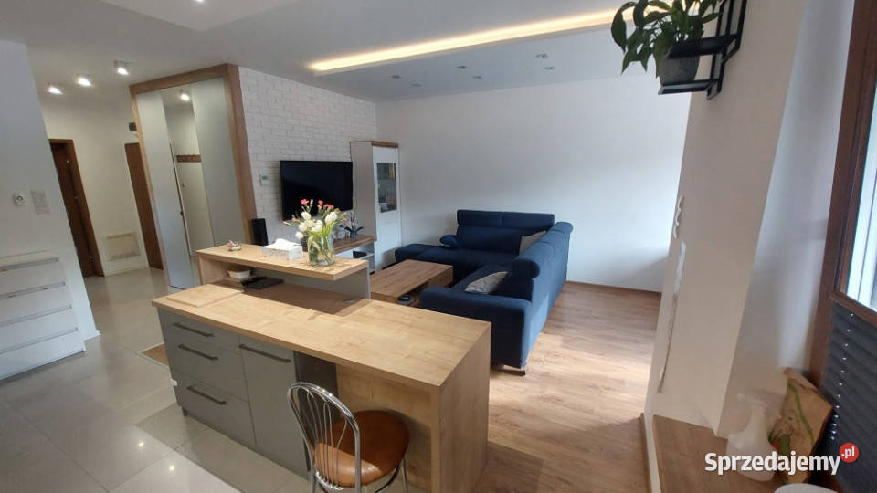 Mieszkanie 5093m2Garaż 2028m2Piwnica 166m2 Piła