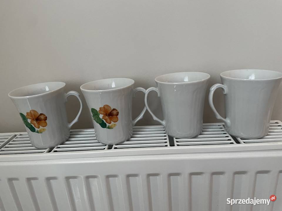 Chodzież porcelanowy kubek PRL Antyki, Sztuka, Kolekcje