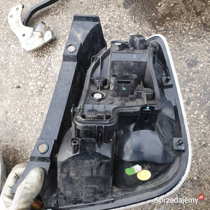 FIAT 500 LAMPA LEWA TYL 07 Łochowice