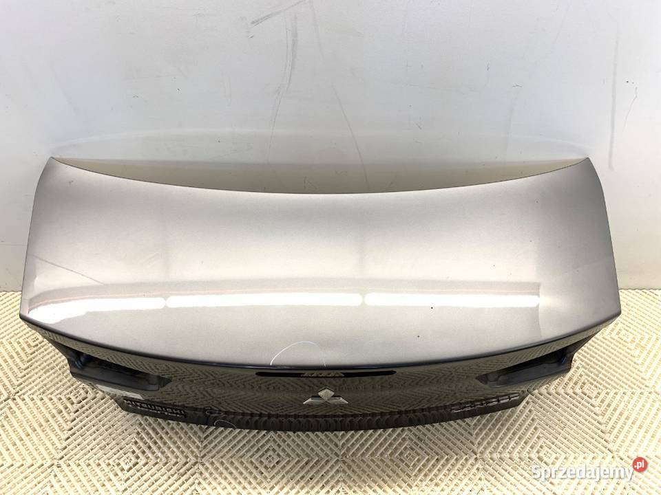 KLAPA TYŁ MITSUBISHI LANCER VIII SedanLimuzyna