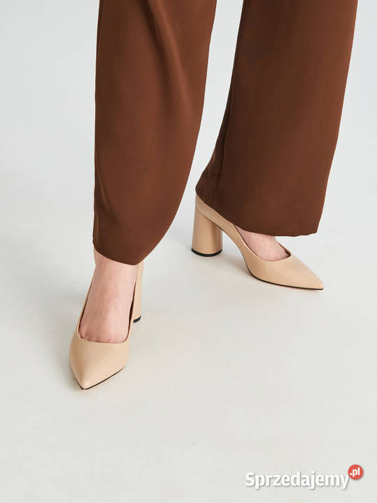 Wysokie buty Reserved 39 beżowe słupek na Szczecin