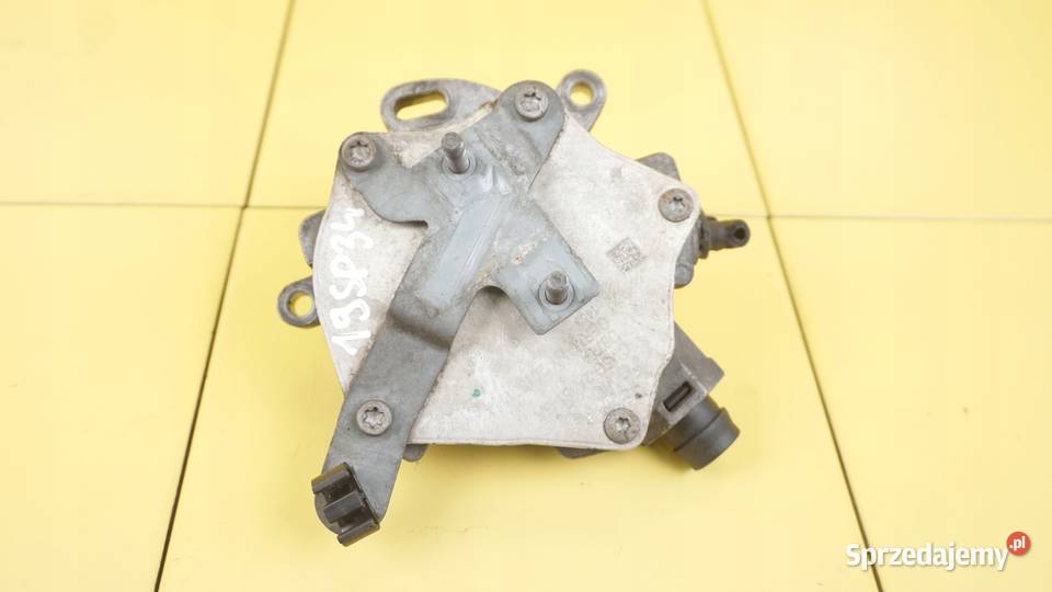 FORD FOCUS MK3 C 10 ECOBOOST 15r 125 M1DA pompa Suków