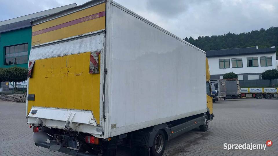 Mercedes Atego kontener winda spanie kurnik Wałbrzych