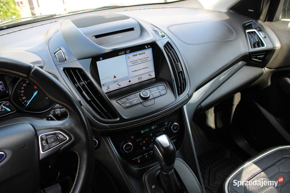 Ford Kuga Vignale 4x4 AWD Serwisowana CD Opatów sprzedam