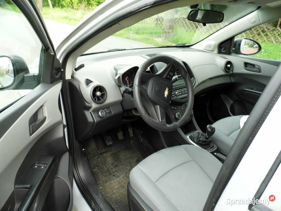 Chevrolet Aveo 12 klima T30 2011 srebrny Łódź