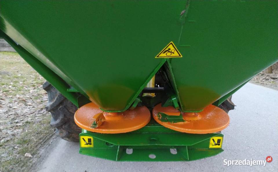Rozsiewacz do nawozów 2talerzowy AMAZONE 600l z nieuszkodzony Dąbrowa Tarnowska