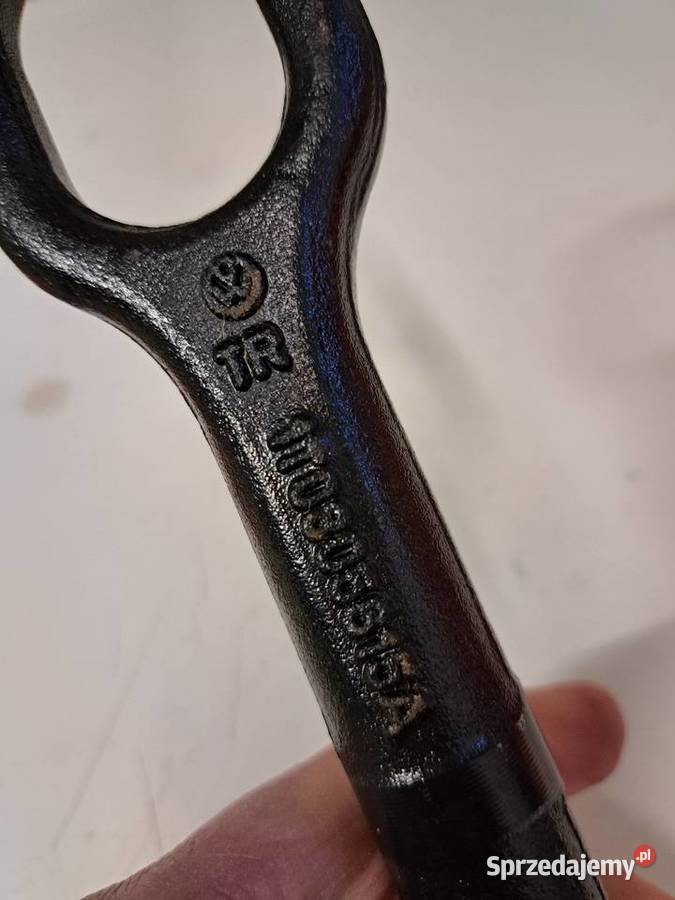 Hakucho holownicze Audi VW Skoda Seat Holowanie