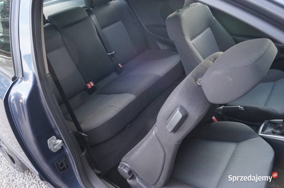 OPEL ASTRA GTC 16 Benzyna stan Bogata wersja Rzeszów