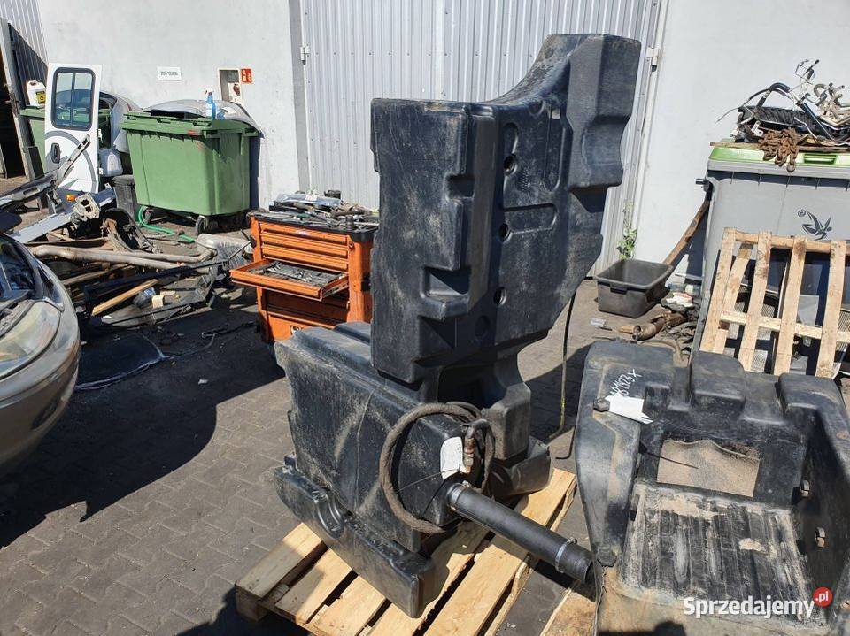 ZBIORNIK PALIWA CASE MAGNUM 280 PRAWY Lipno