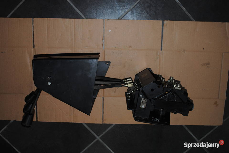 Rozdzielacz hydrauliczny 3 sekcyjny