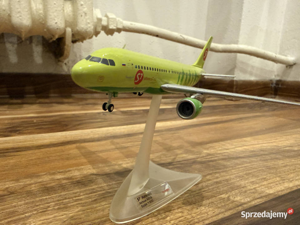 Model Herpa AIRBUS A319 S7 1200 VPBHQ Szczecin