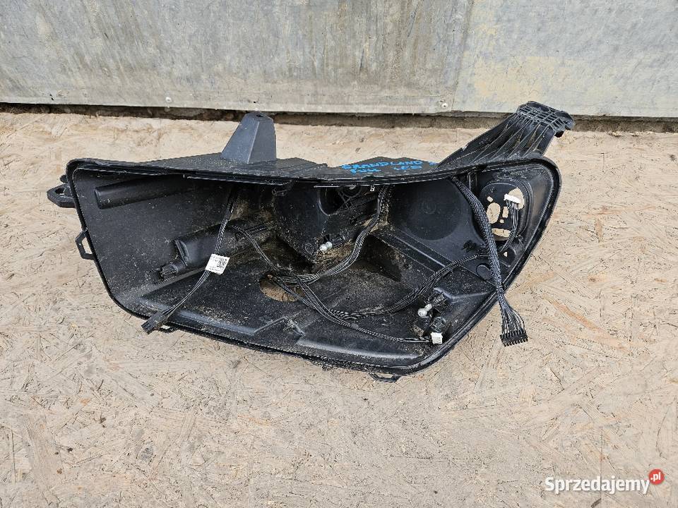 OPEL GRANDLAND X PUSZKA LAMPY LEWA FULL LED Międzychód sprzedam