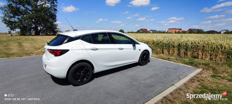 Astra K super stan i niski przebieg czujnik parkowania Krobia