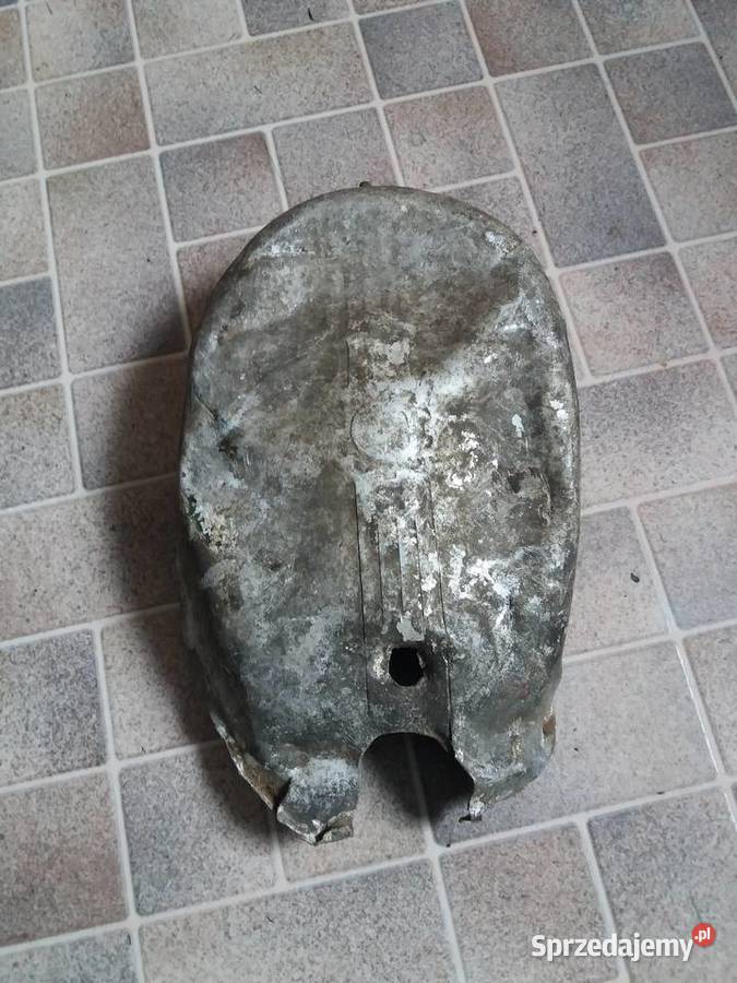 Pokrywa kapa magneta żak Ryś komar Lisew