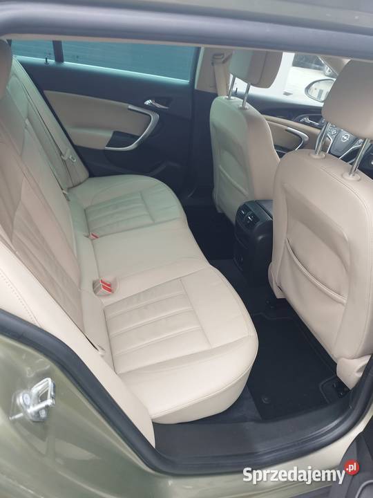 Opel Insygnia Tourer 20 CDTI Rok produkcji 2015 Szczebrzeszyn