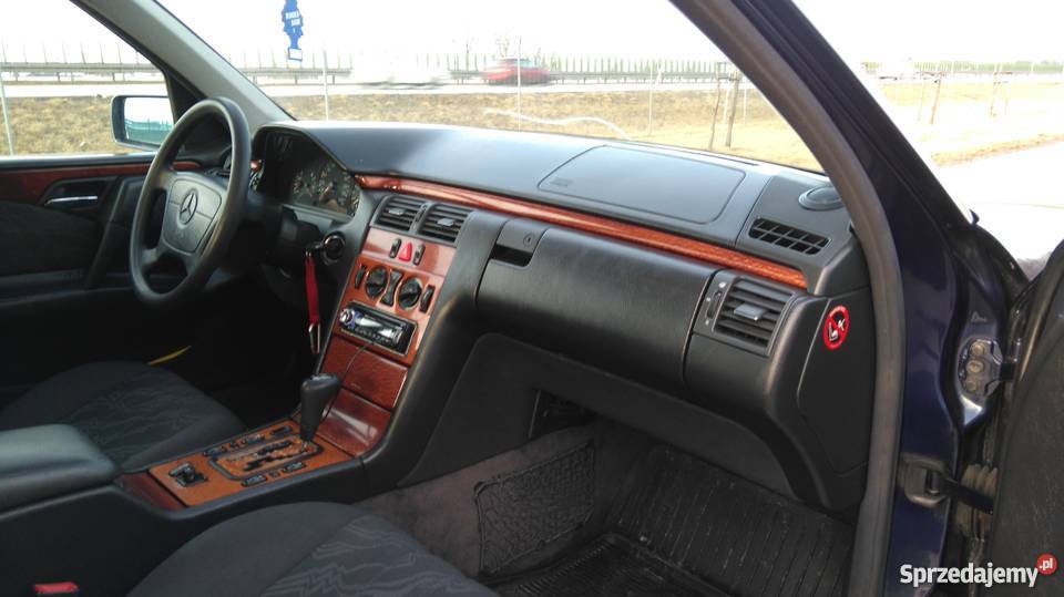 Mercedes W210 Classic E240 V6 170 Możliwa łódzkie Piotrków Trybunalski