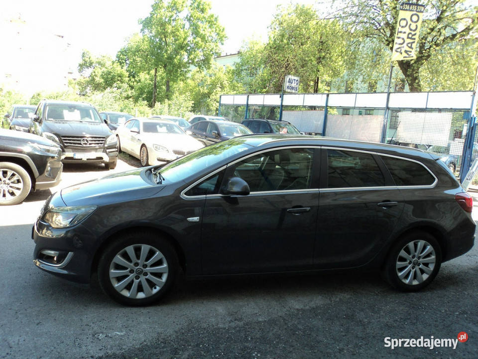 Opel Astra Sports Tourer sprzedam ładnego OPLA światła do jazdy dziennej lubelskie Lublin