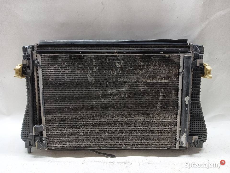 KOMPLET CHŁODNIC AUDI A3 8V 5Q0145803P Chłodnie wody wielkopolskie