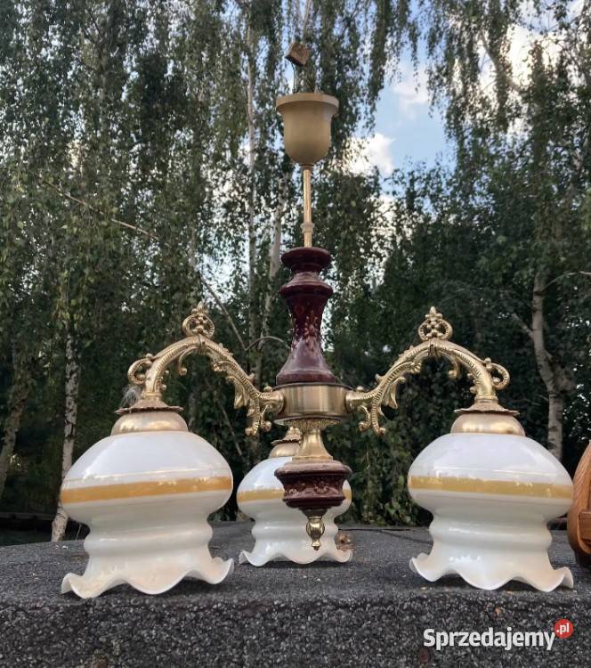 Ceramicznomosiężny żyrandol z kloszami Krobia