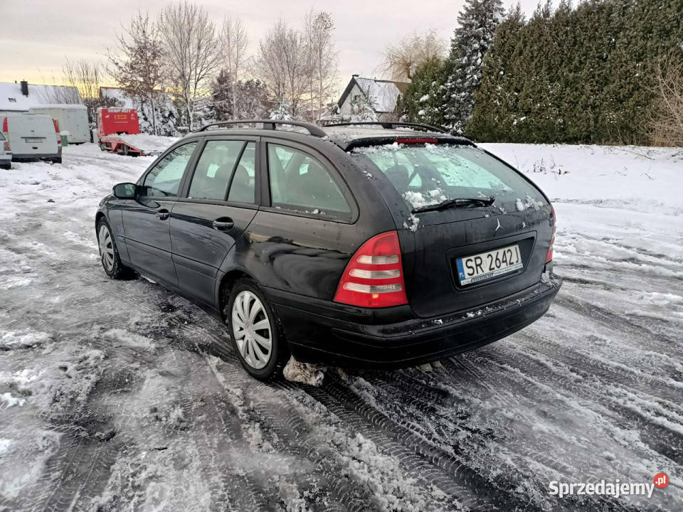 Mercedes C 180 Mercedes C klasa 20BG 130 01r małopolskie