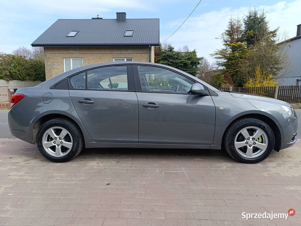 Chevrolet Crue 16 benzyna 2010r sedan benzyna Lgota-Mokrzesz sprzedam