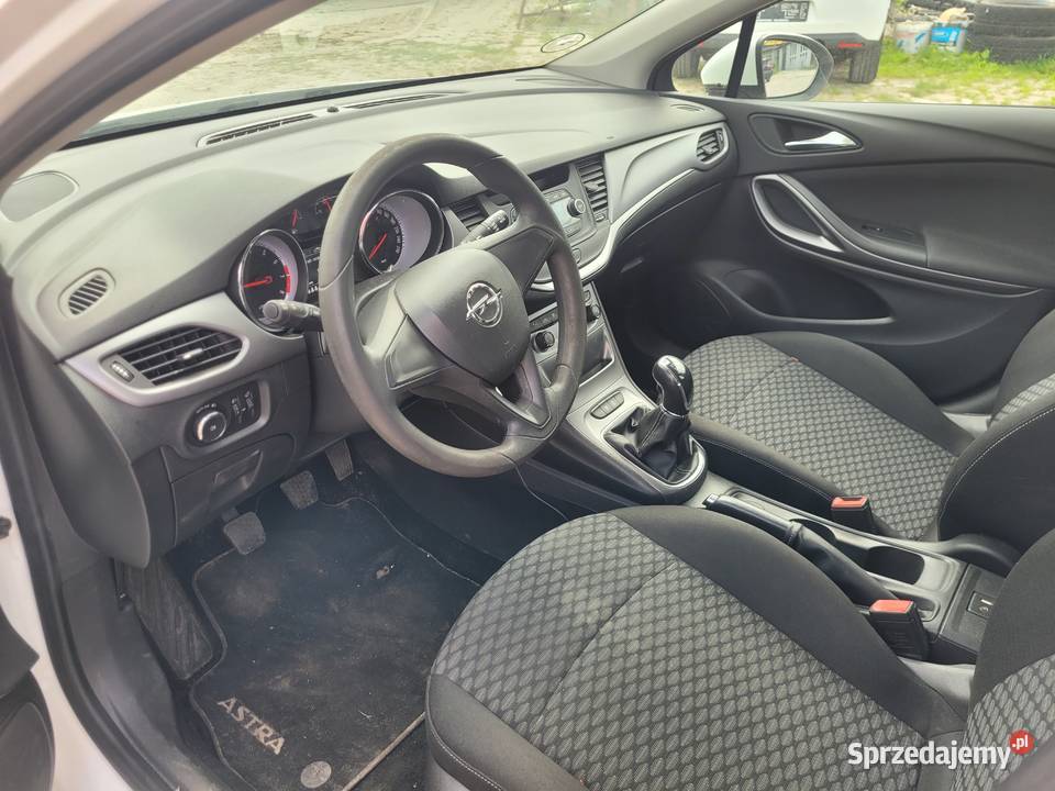 Opel Astra Benzyna Delikatnie uszkodzona świętokrzyskie Kielce