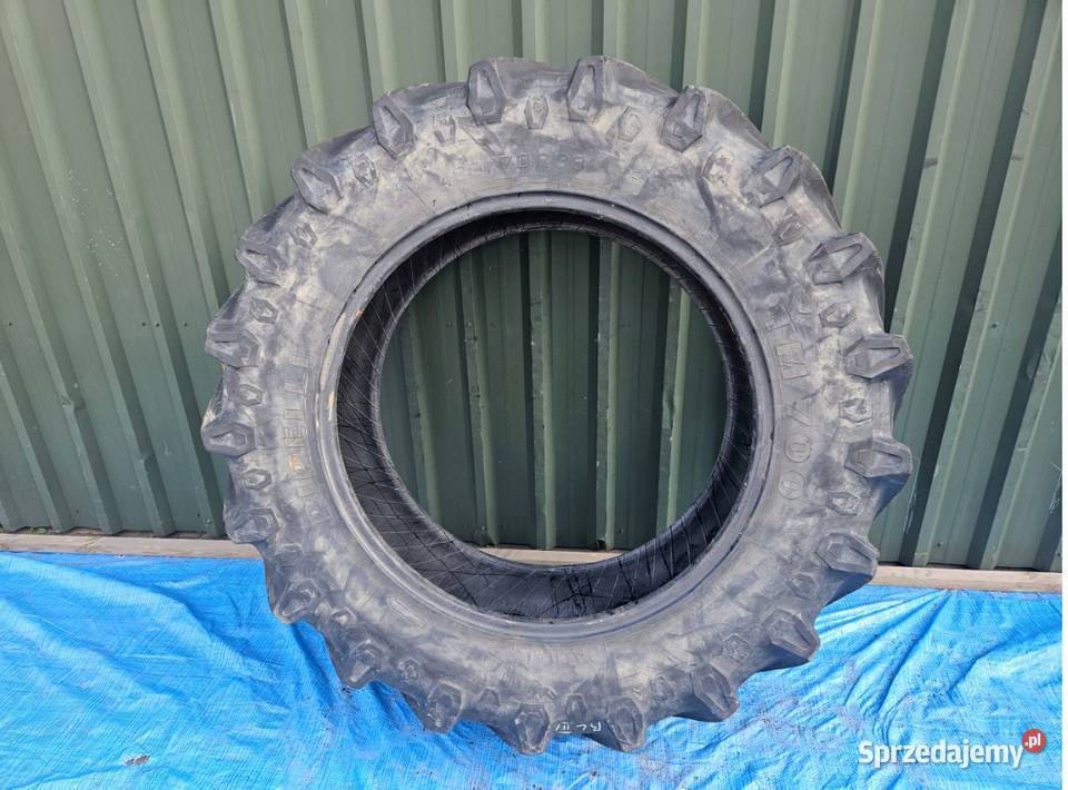 Opona Pirelli 48070 R 38 Tm 700 48070r38 sprzedam