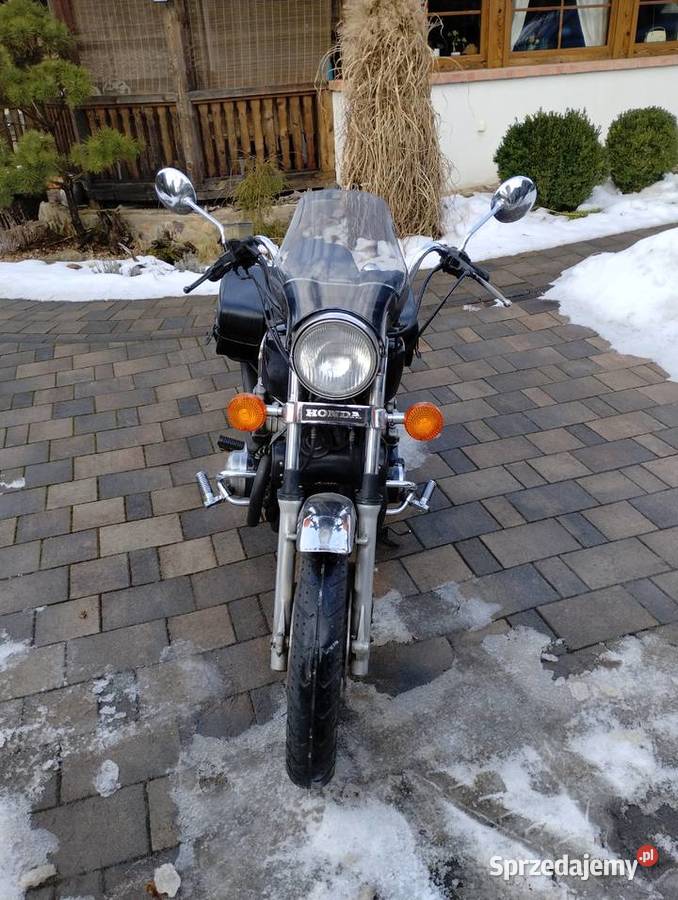 HONDA CB750SC NIGHTHAWK