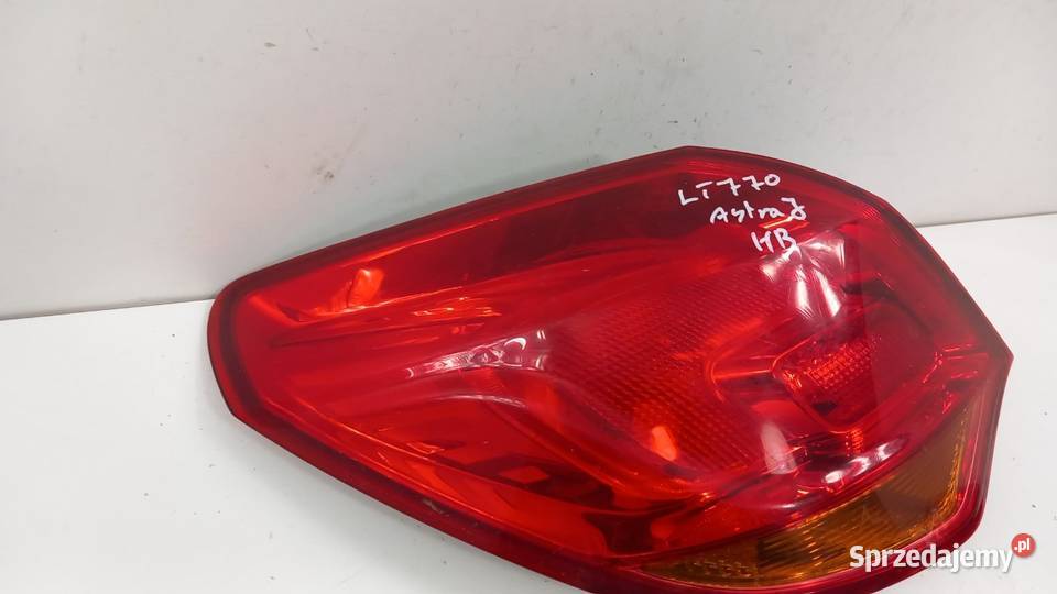 OPEL ASTRA J HB LAMPA TYŁ LEWA Zbierkowo