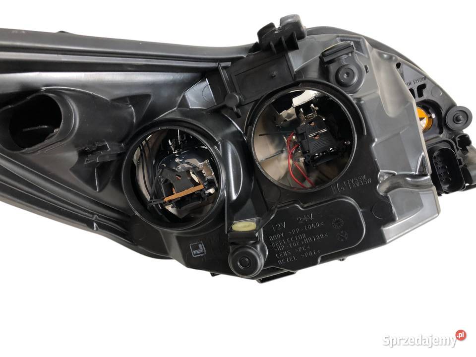 Ford Focus II 012008122010 LIFT Reflektor Lampa