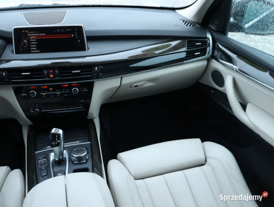 BMW X5 xDrive25d światła do jazdy dziennej Piaseczno