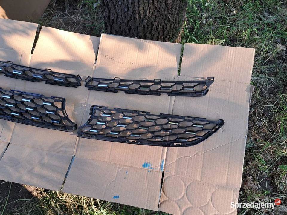 Atrapa chłodnicy Opel Corsa F 9829474180 Atrapa