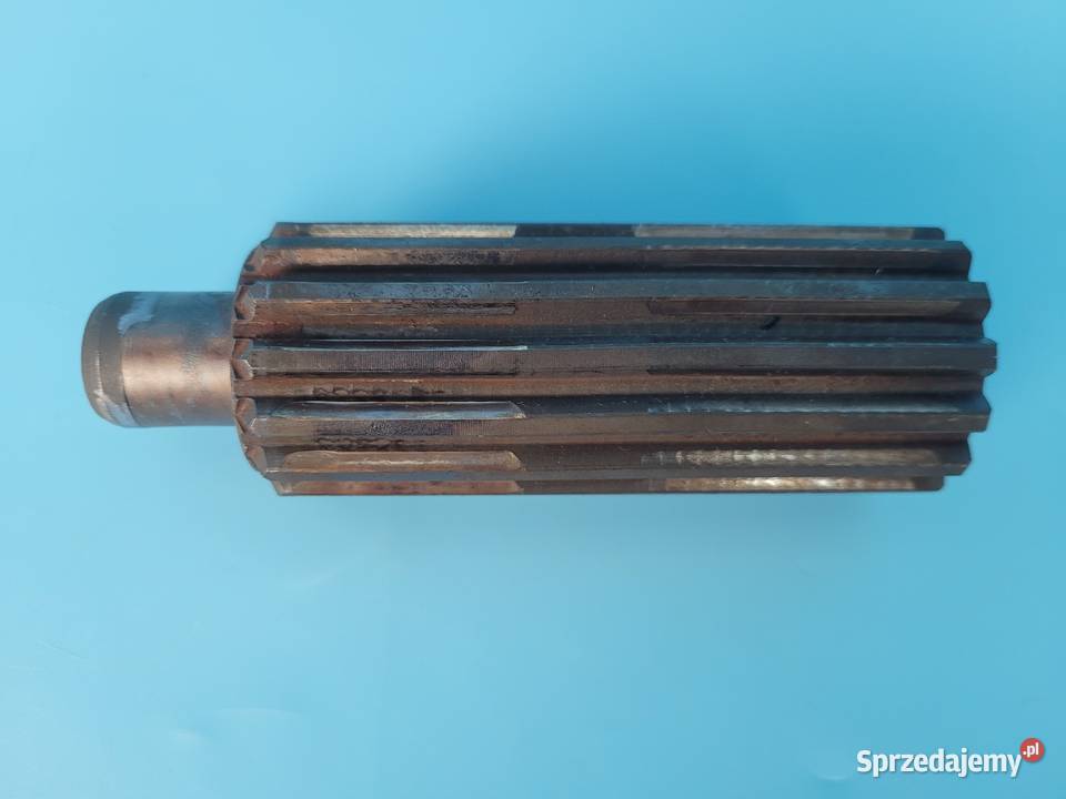 CASE IH PUMA 145 12r WAŁEK PRZEGUBOWY 120mm Kolno