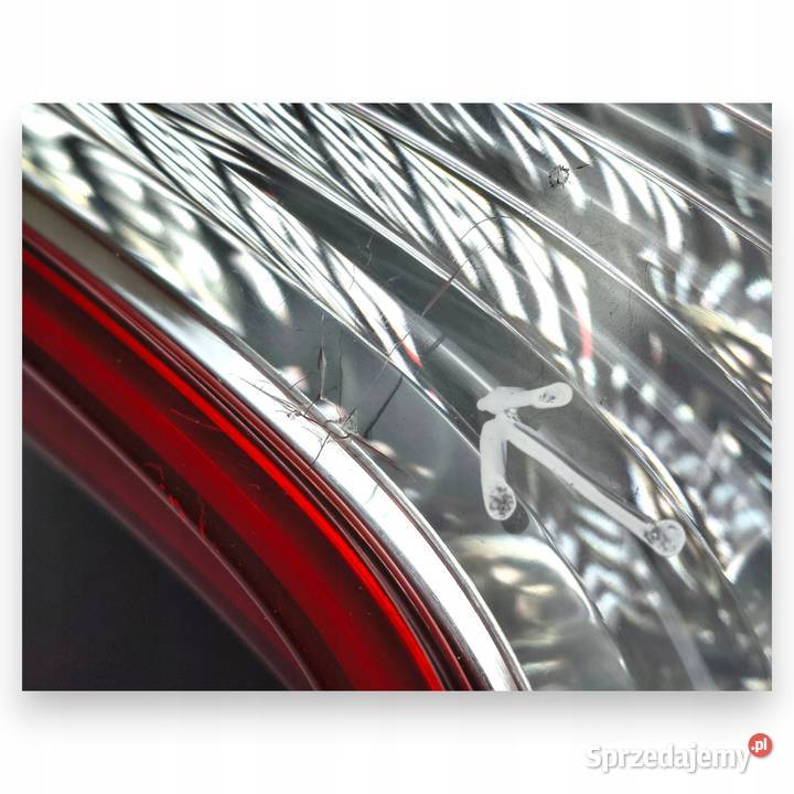 LAMPA PRAWA Volvo V60 20102018 tylna tylnia Chełm