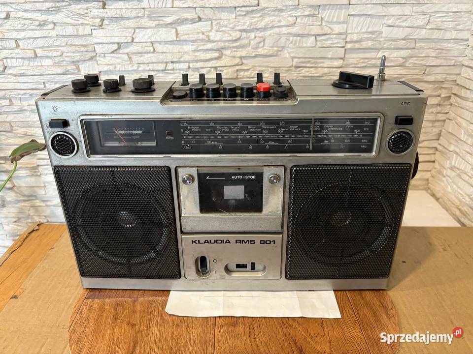 Radio magnetofon