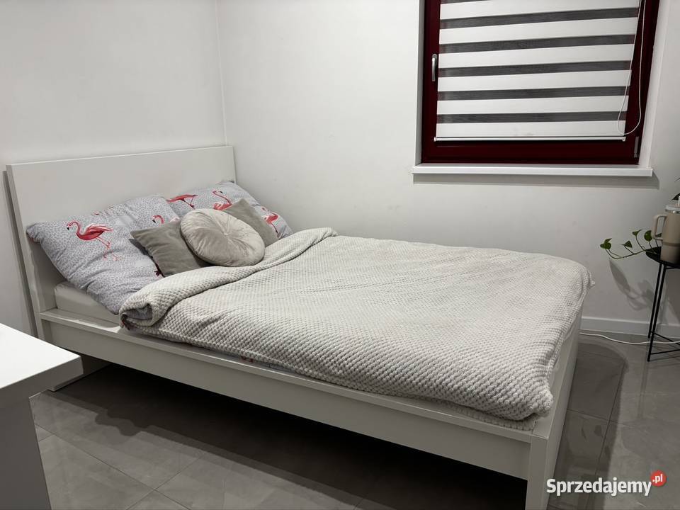 Łóżko MALM IKEA z materacem Pilica