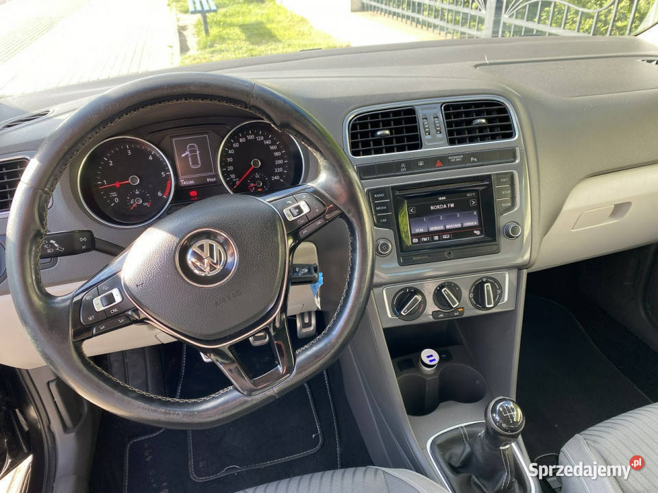Volkswagen Polo 14 TDI tempomat dotykowe radio pomorskie