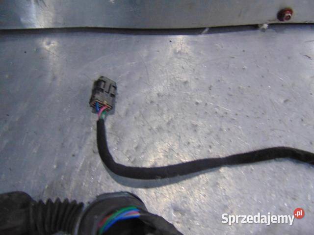 WIĄZKA INSTALACJA DRZWI PRAWY TYŁ KIA CERATO osobowe sprzedam