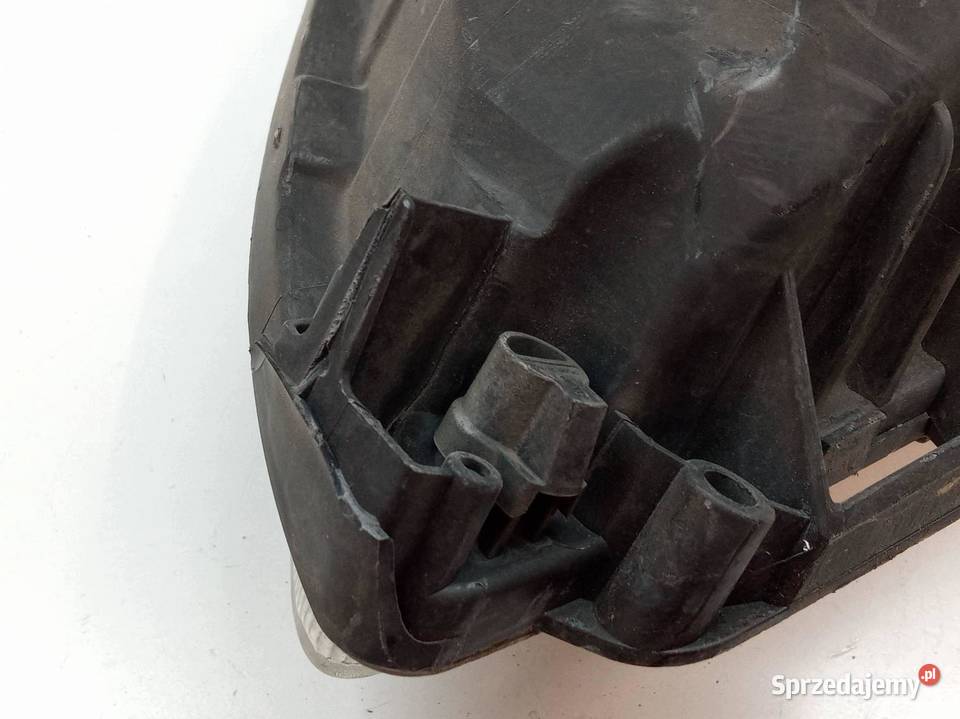 LAMPA PRZÓD PRAWA EU Skoda Fabia II 20072014