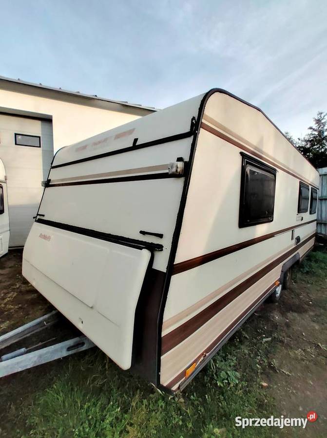 PRZYCZEPA KEMPINGOWA FEND BUDOWAMAGAZYNOGRÓD Pozostałe Szamocin