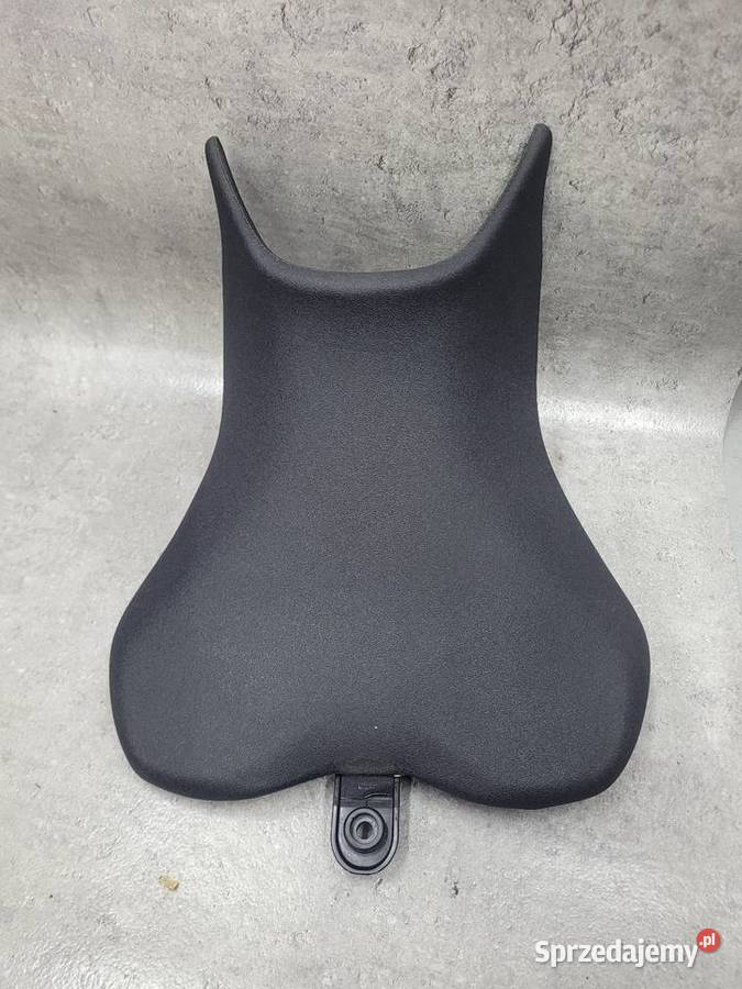 SUZUKI GSX8R GSX 8 R OEM SIEDZENIE KANAPA FOTEL Nowy Tomyśl sprzedam